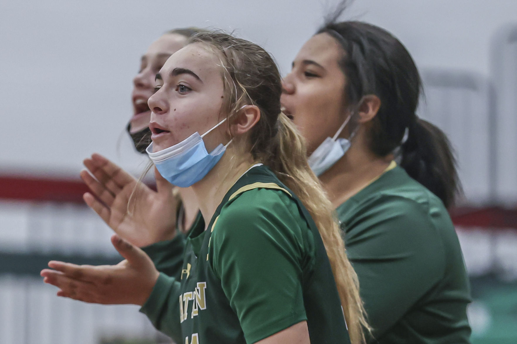 Mattoon girls at Lincoln 22 011422.JPG